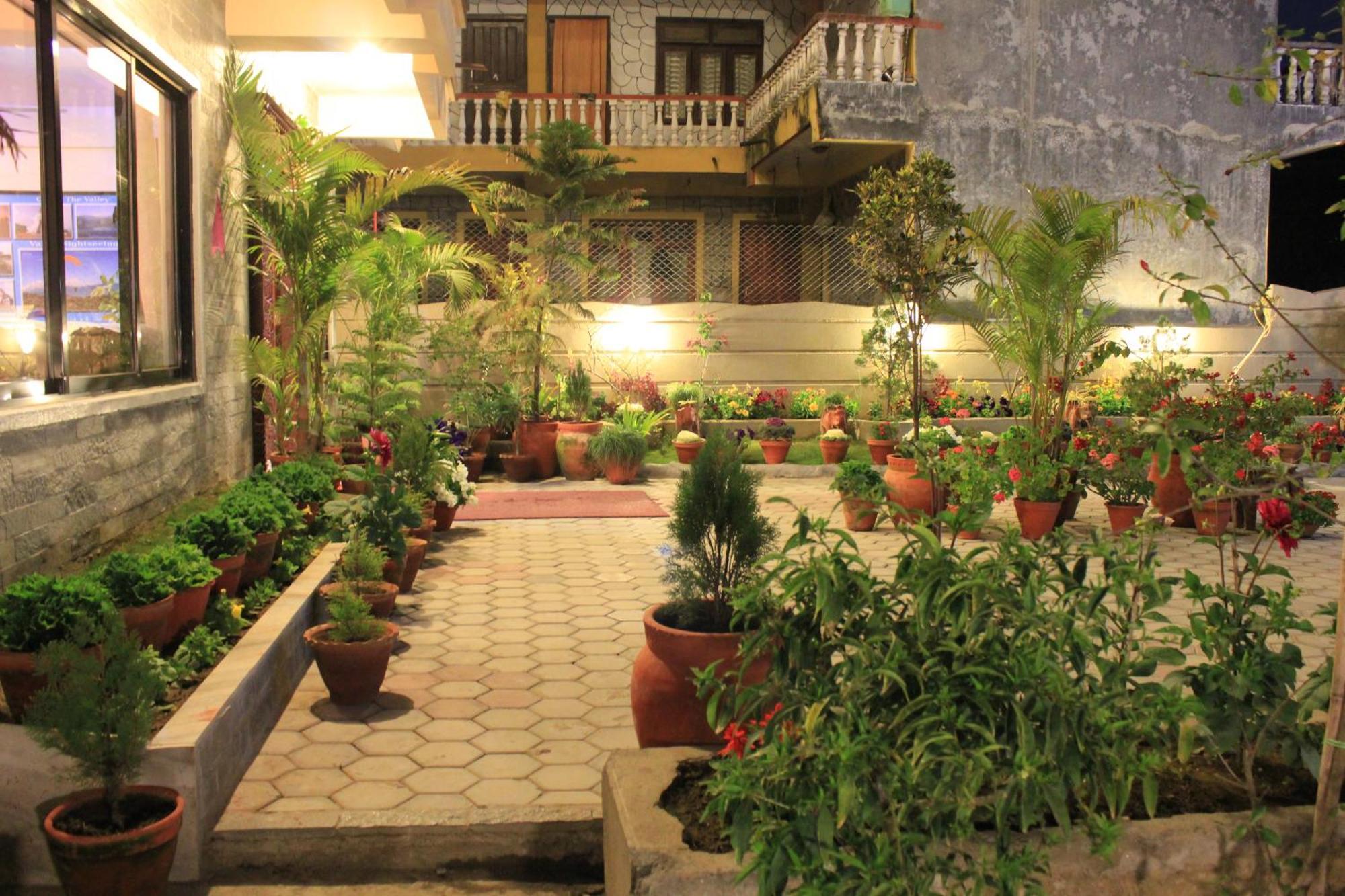 Hotel Orchid Pokhara Exterior foto